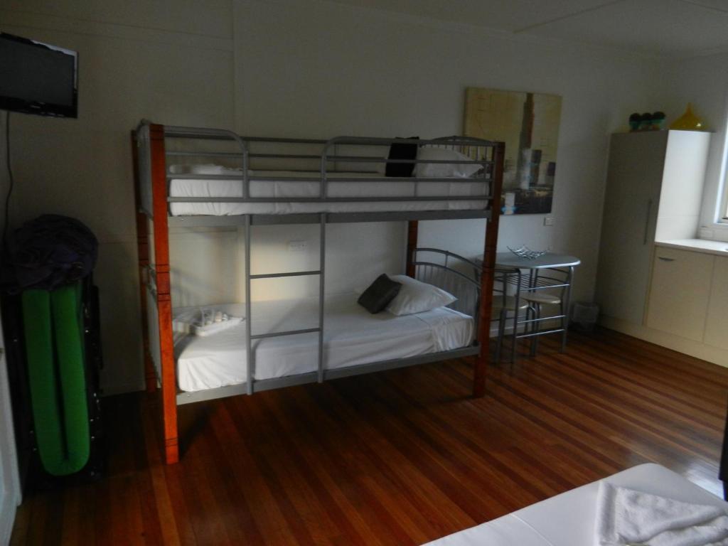 Golden Shores Motel Bilinga Chambre photo